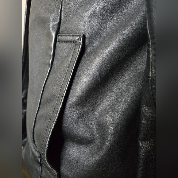 Danier Black Genuine Leather Coat M/L Tailored Button Front Longline Jacket - Picture 9 of 9